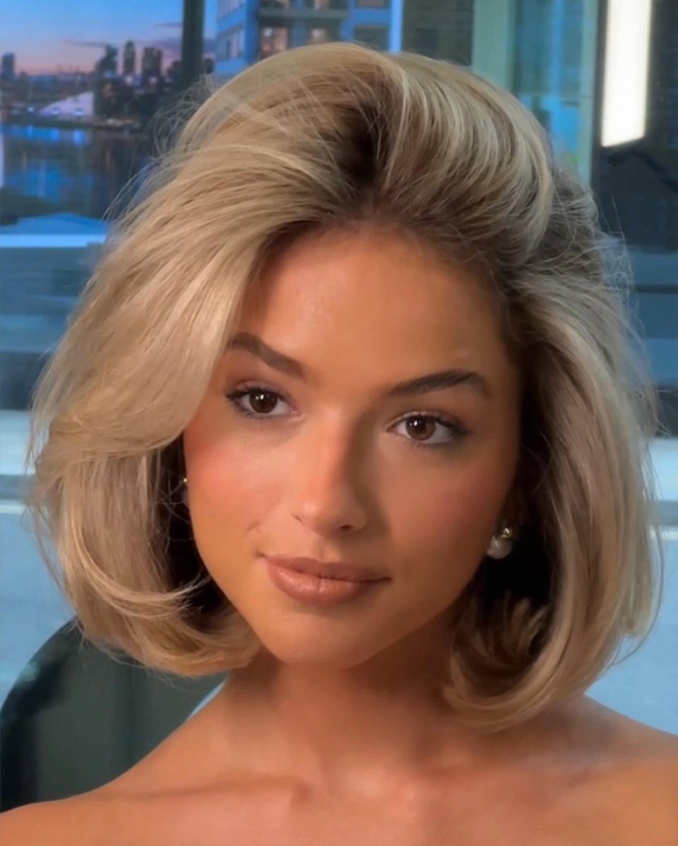 Chin length 90s blowout bob