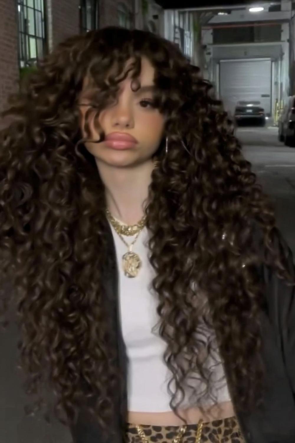 Layered Curl Movement