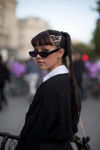 10. Street-Style Double Pinstripe Clips for hairstyles for school downtown girl ideas
