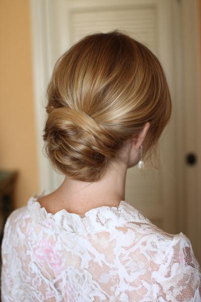 16. Low Chignon Illusion for hairstyles for short hair for wedding ideas