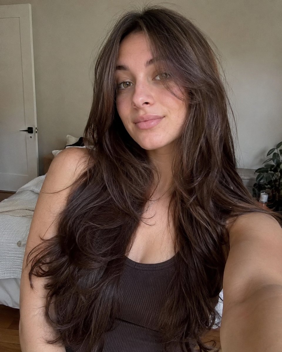 Choppy curtain bangs