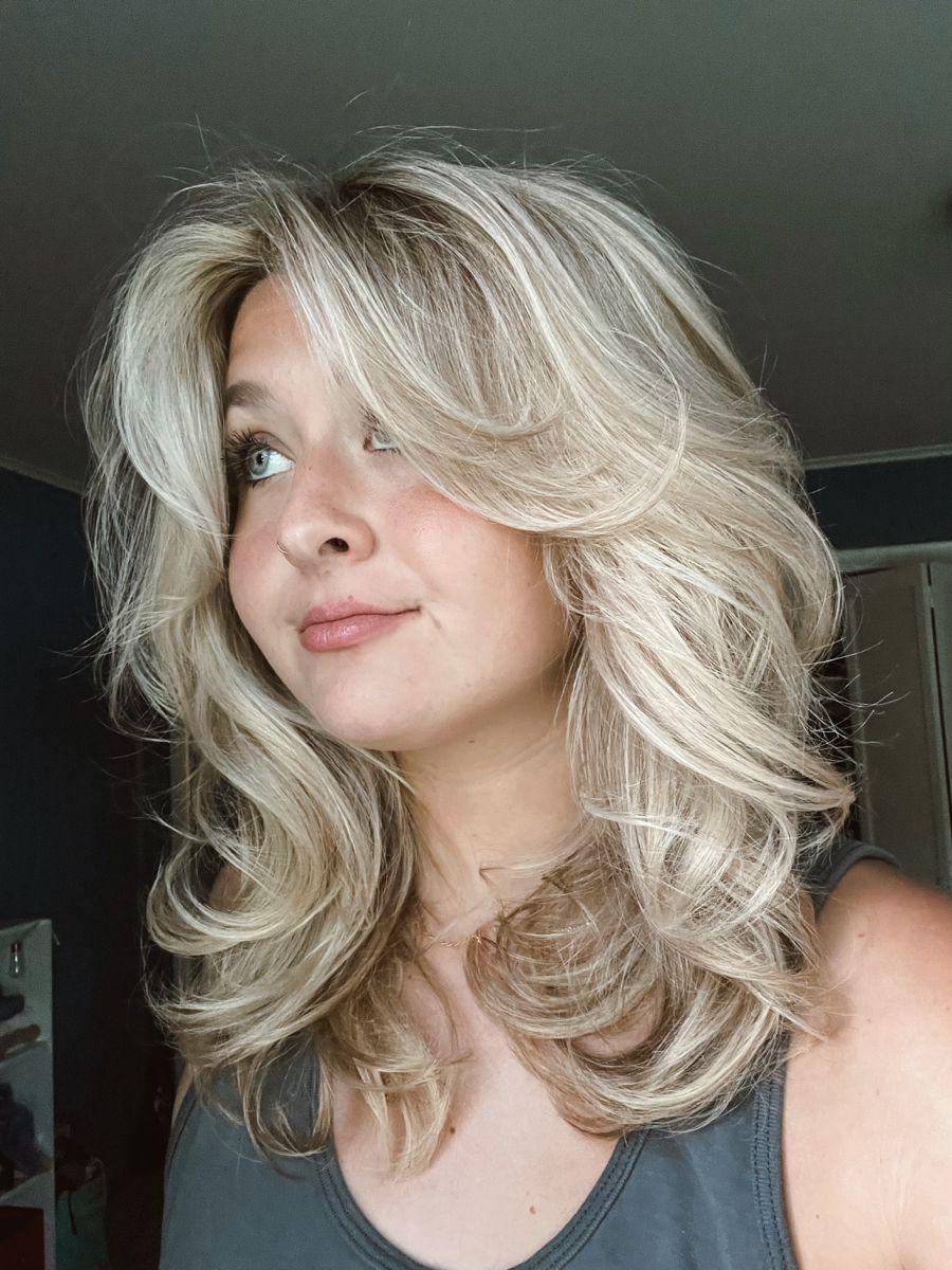 Medium shag 90s blowout hair