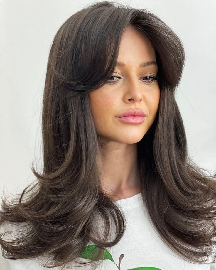 Modern blowout layers curtain bangs