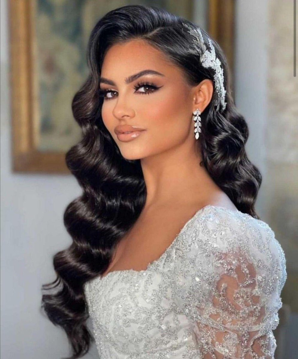 Soft glam bridal waves